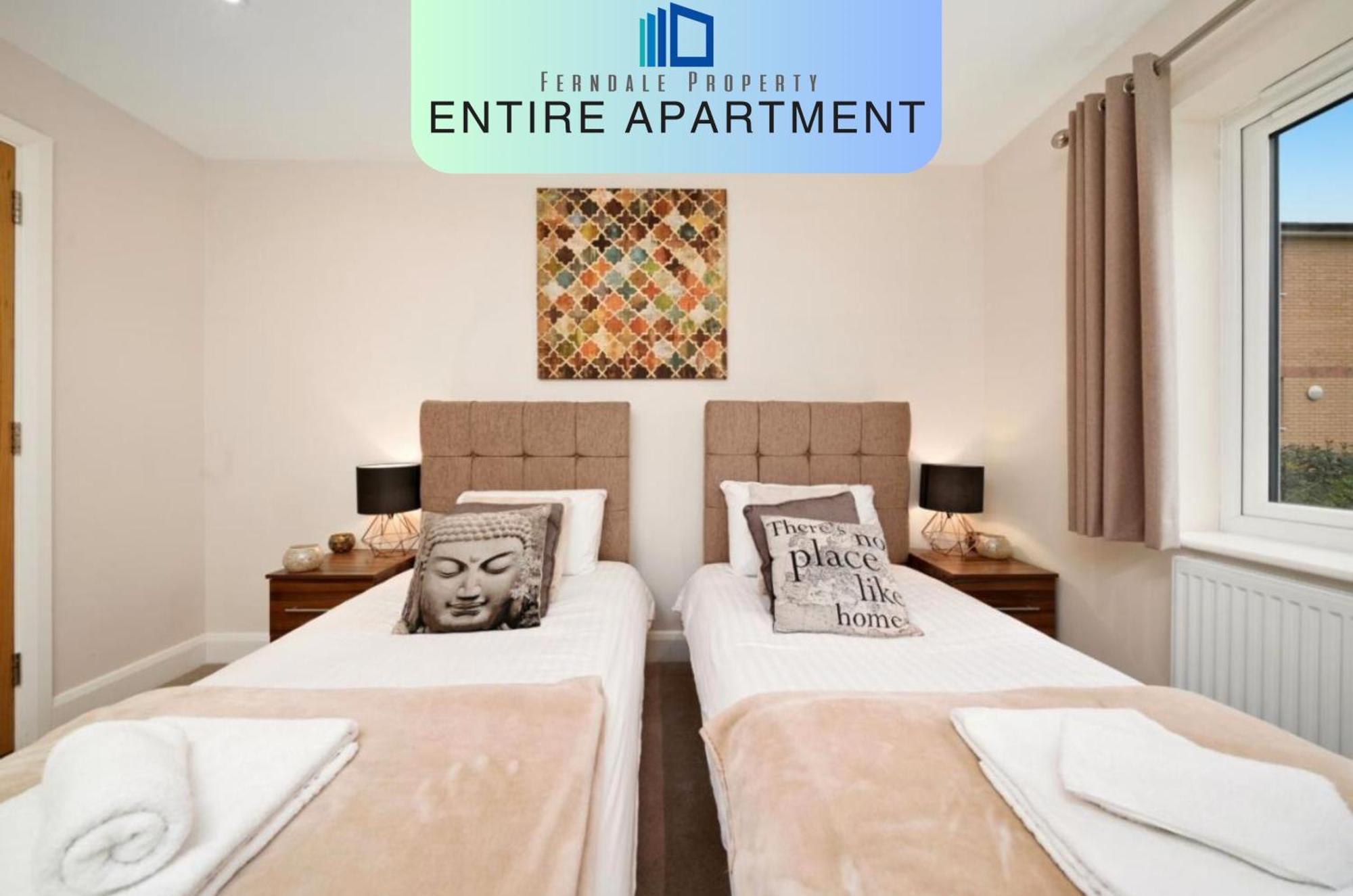 London Heathrow Living Serviced Apartments By Ferndale Stanwell Екстер'єр фото