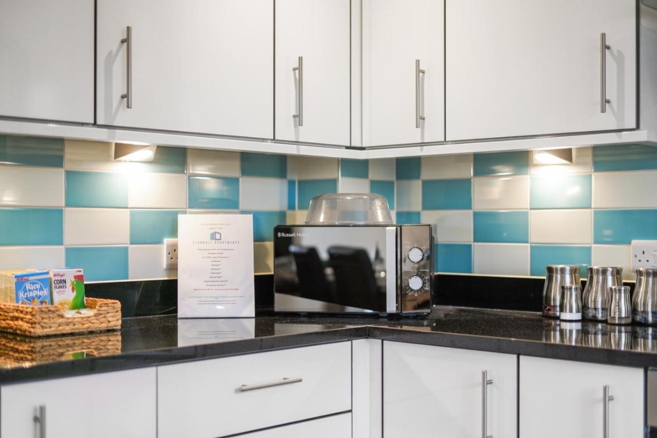 London Heathrow Living Serviced Apartments By Ferndale Stanwell Екстер'єр фото